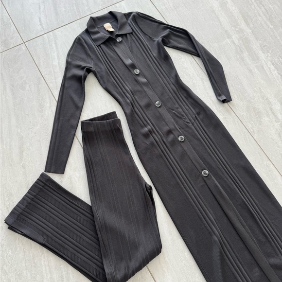 Dark Grey Ribbed Set - Picture 3 of 10